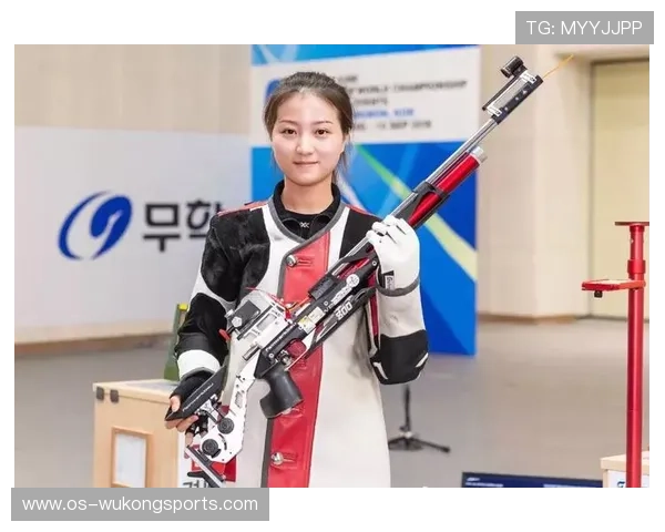 史梦瑶每天5点起床练枪，手机里连个购物软件都没有