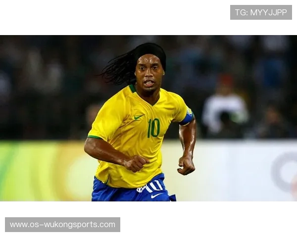 小罗退役后还在靠派对养活自己？