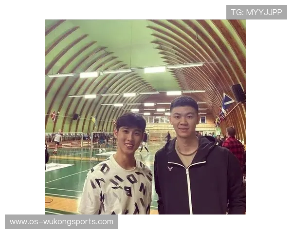 李梓嘉训练完直接去提了辆超跑，这自律和挥霍怎么同时长在他身上的？