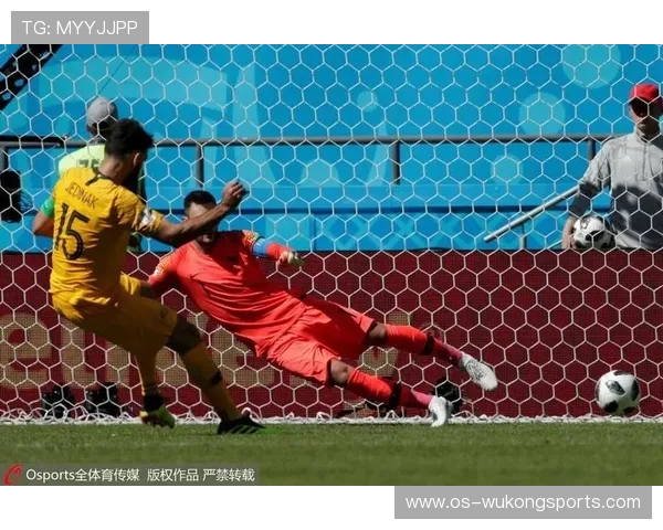 反常识型：中国足球规则中“支撑手手球”判罚到底如何认定？